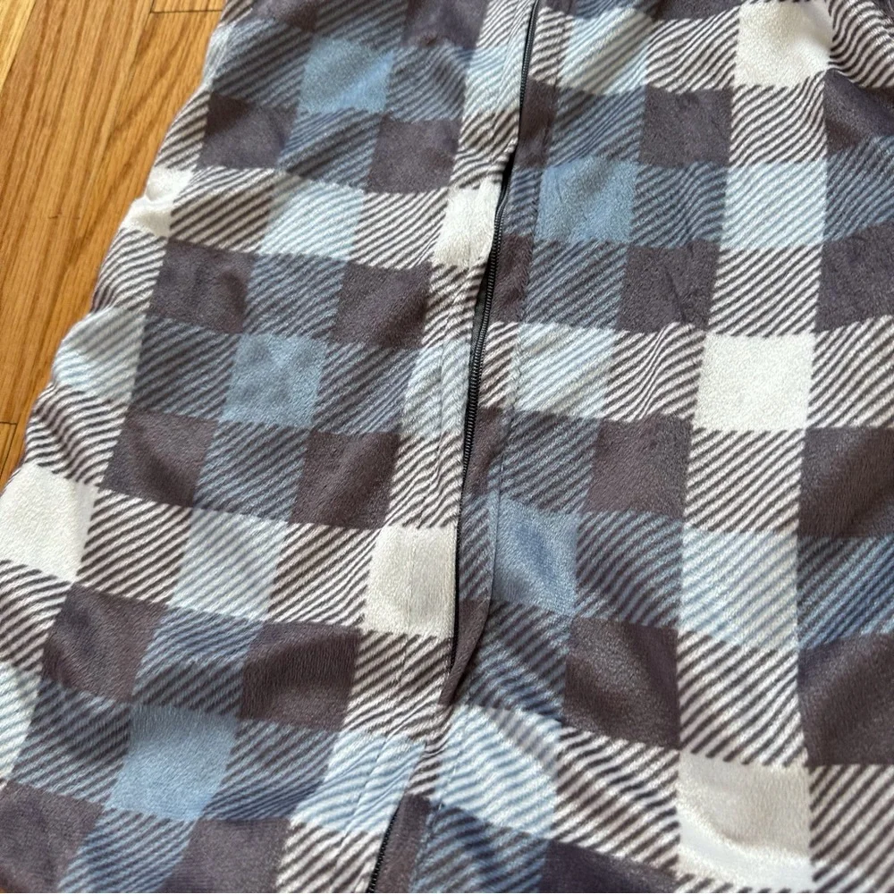 Modern Baby Plaid Sleeveless Baby Sleep Sack size 0-3 months